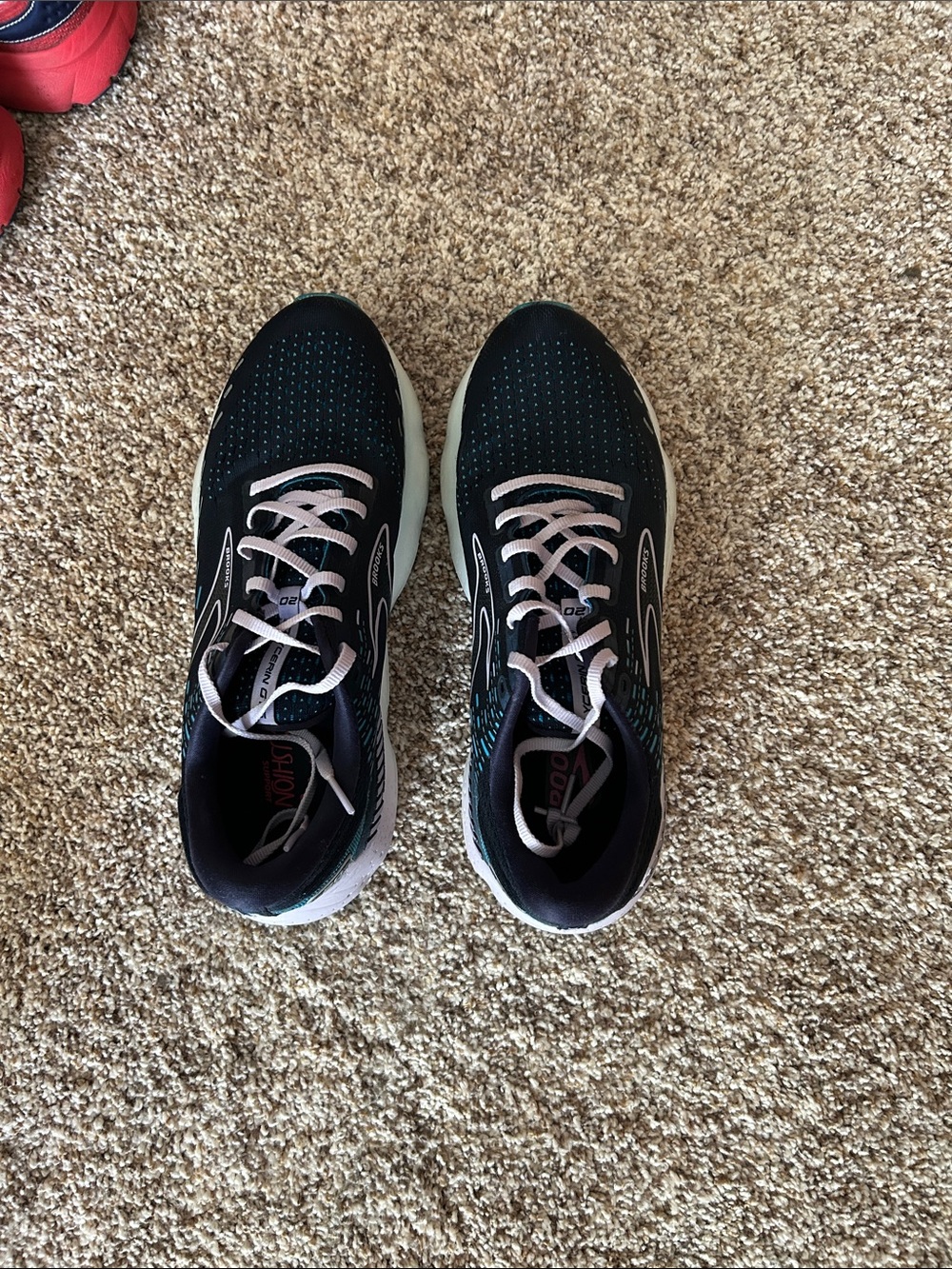 Womenโs Navy and purple Lace-Up Brooks Glycerin Running Shoes